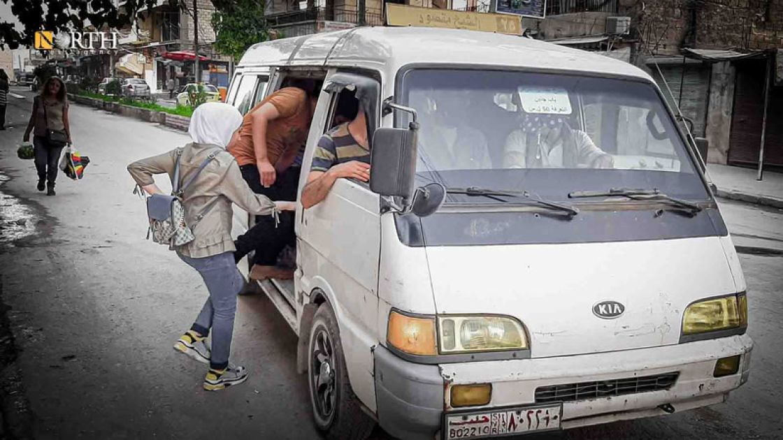 تعرفة الركوب الجديدة المخفضة تشل حركة السرافيس وتضاعف معاناة الركاب...!