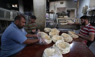 الخبز بين الدعم المزعوم والتضخم المقنّع... المواطن هو الخاسر الأكبر