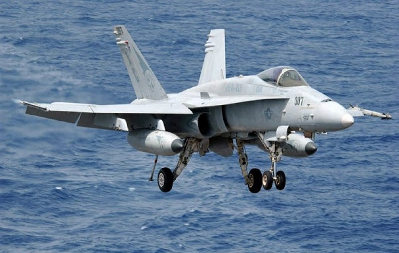 الطيران الأمريكي يبدأ استطلاع أجواء العراق