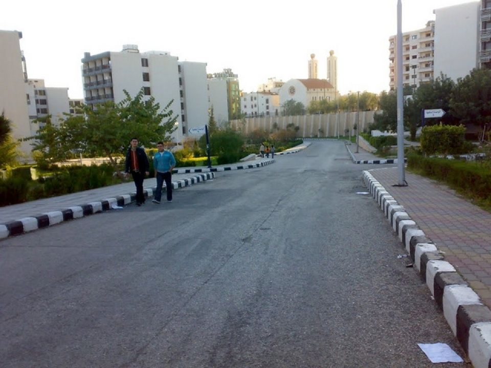 طلاب المدن الجامعية... معاناة ومخالفات ووعود الإدارة المعسولة!