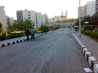 طلاب المدن الجامعية... معاناة ومخالفات ووعود الإدارة المعسولة!