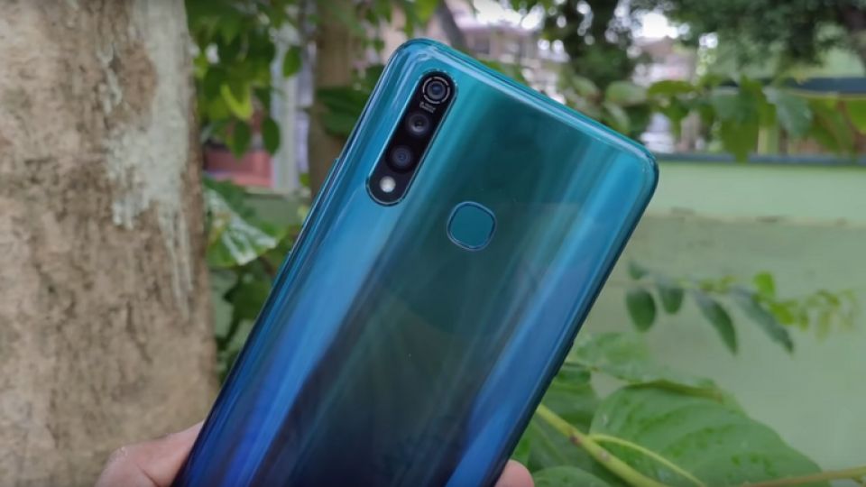 Vivo الصينية تطرح هاتفها الجديد