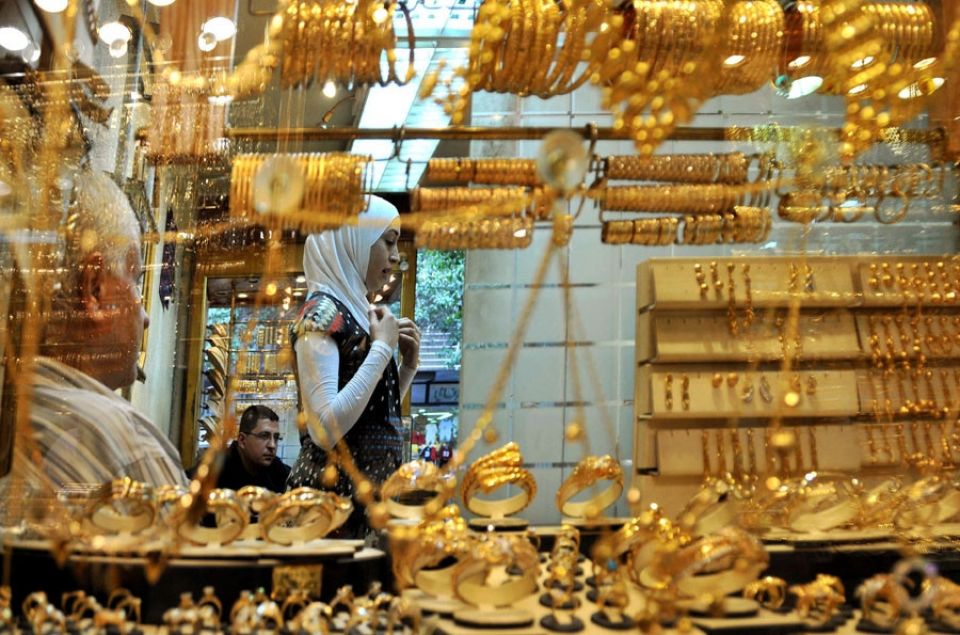 سوق الذهب والسياسات توزّعان الثروة من تحت لفوق