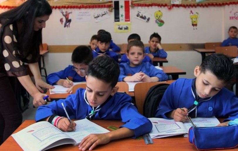 معلمون في ضاحية قدسيا.. ينتظرون رواتبهم