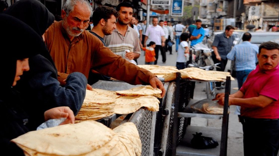 الخبز... عتبة سعرية رسمية جديدة لها تداعياتها وسيناريوهاتها السلبية المتوقعة!