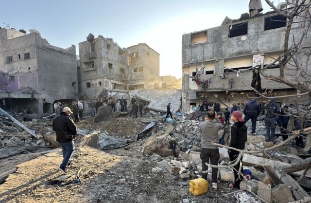 قتلى وجرحى بغارة "للتحالف الدولي" قرب سرمدا بريف إدلب