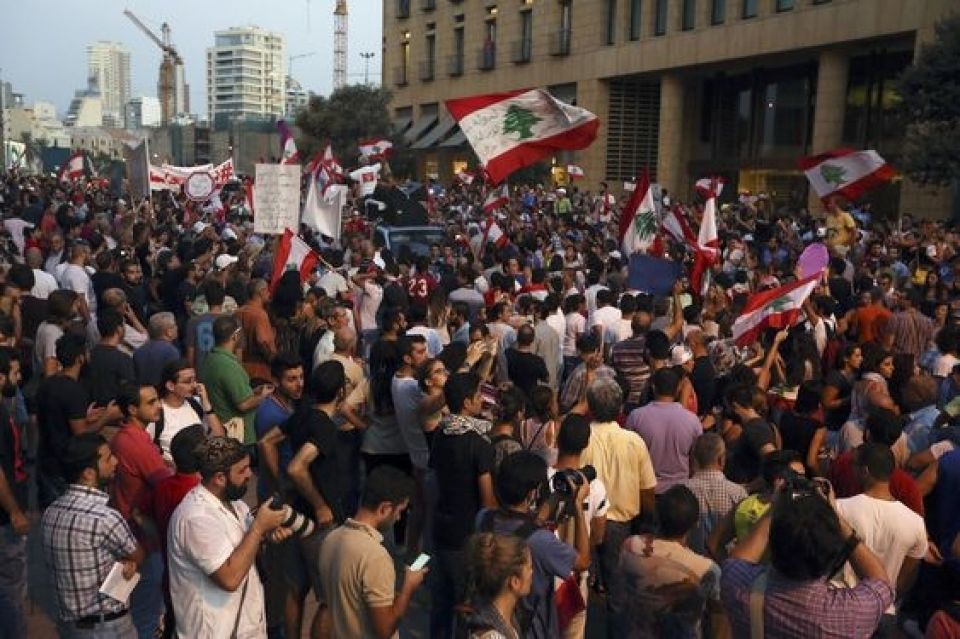 الحراك يعزز مواقعه: «الوسط التجاري» ملك الشعب