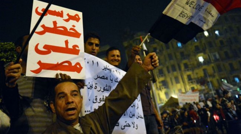 لماذا وجّه مرسي بوصلته إلى سورية؟