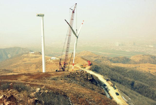 يمكن تشغيله على درجة حرارة مئوية قصوى تبلغ 40 درجة، و 30 درجة تحت الصفر كحد أدنى