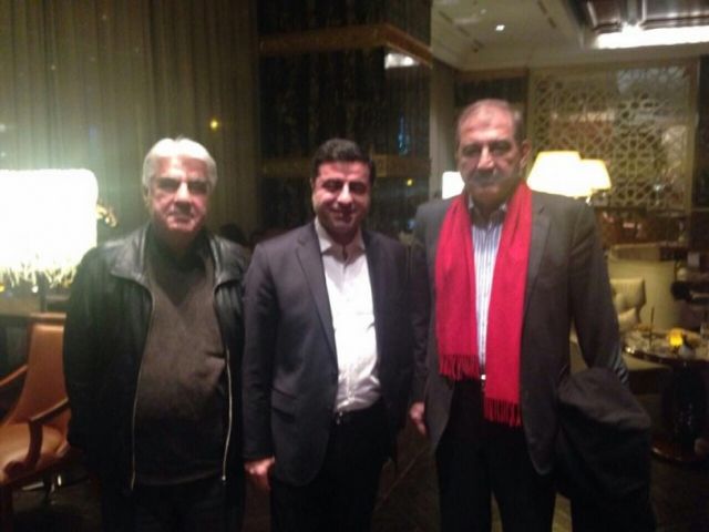 لقاء بين وفدي &laquo;الشعوب الديمقراطي&raquo;  و&laquo;الإرادة الشعبية&raquo; في موسكو