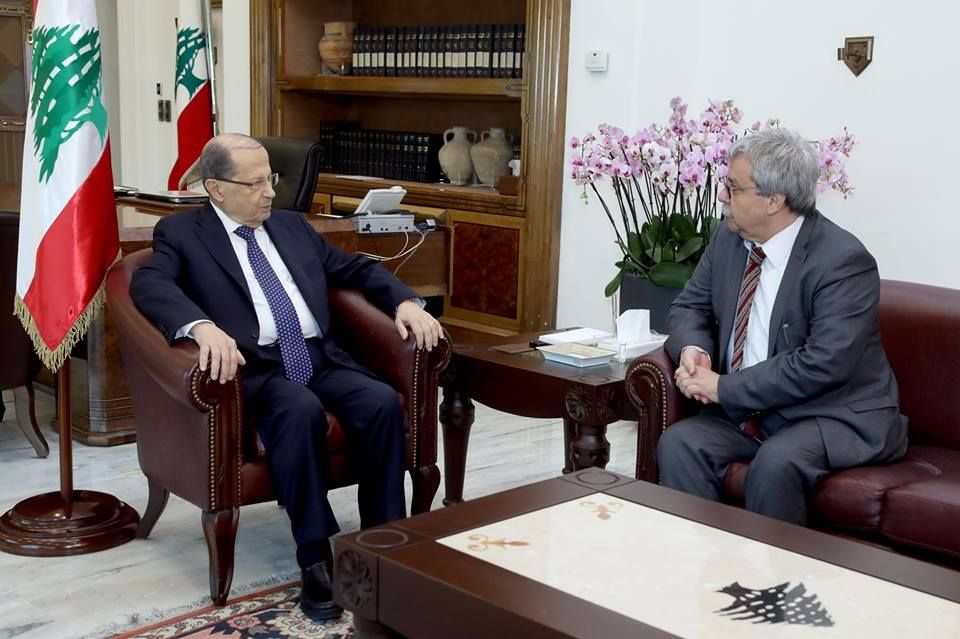 لقاء تشاوري بين غريب وعون