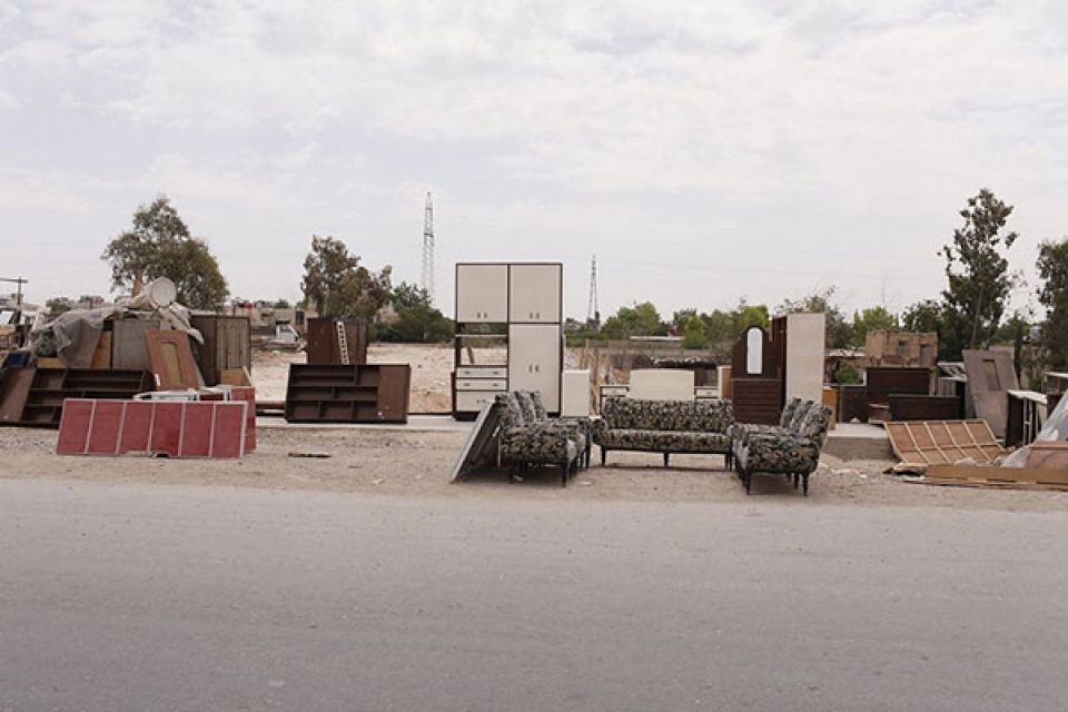 العنف يطال السقيلبية... وبعض الأهالي يبيعون &laquo;أثاث منازلهم&raquo; لسد لقمة العيش