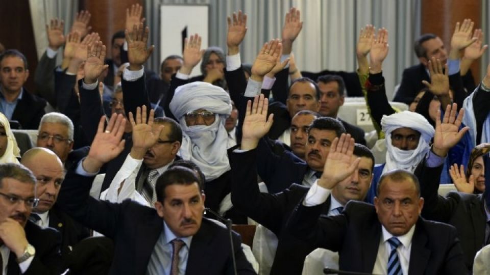 إصلاحات الجزائر.. تأسيس لـ«جمهورية ثانية»؟