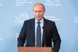 بوتين: ندعم سورية ولكن من السابق لأوانه الحديث عن مشاركتنا في عمليات عسكرية ضد &laquo;داعش&raquo;