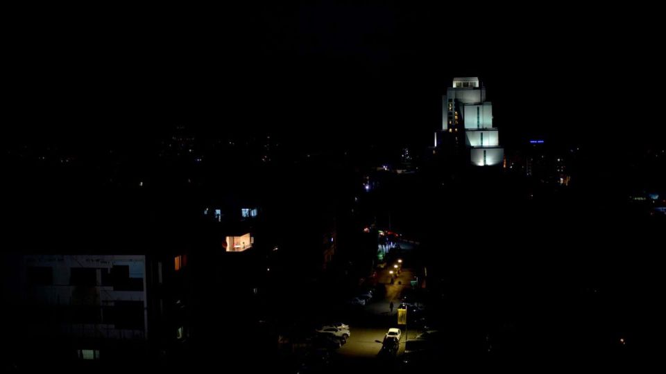 البلاد التي نحبها