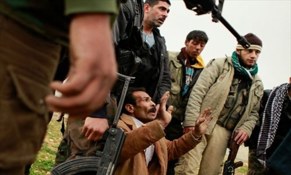 أعمال &laquo;السخرة&raquo; تحت تهديد السلاح