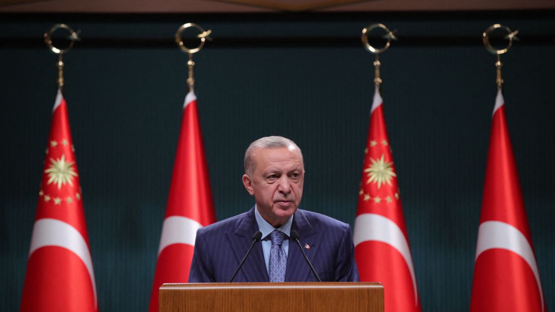 تركيا: انتهاء أزمة سفراء الغرب العشرة بتراجعهم عن التصعيد والتزامهم باتفاقية فيينا