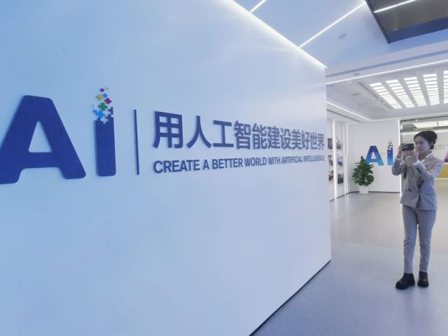 الاحتكار والرّيع التكنولوجي وانتفاضة  الجنوب العالمي - الواقع العملي