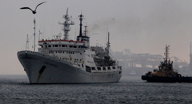سفينة روسية تزور ميناء جدة في طريقها إلى القطب الجنوبي