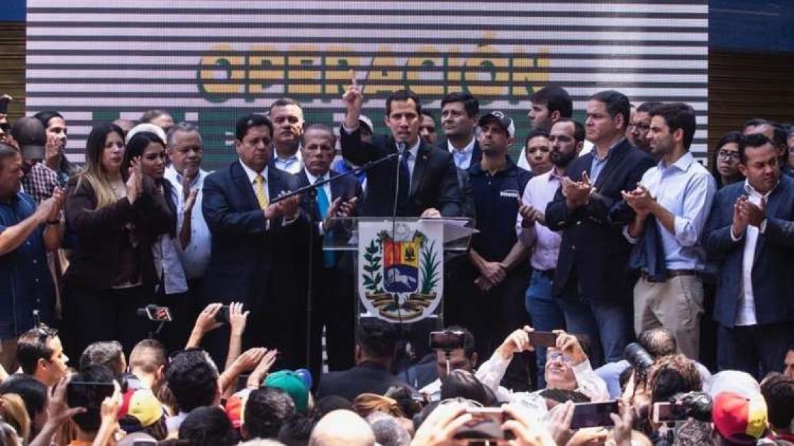 غوايدو يعلن عن خطوات تصعيدية في فنزويلا