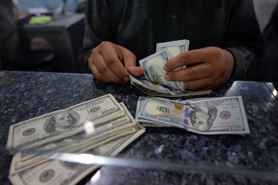 بصراحة ... مطالب العمال زيادة الأجور وفق سلم متحرك مع الأسعار