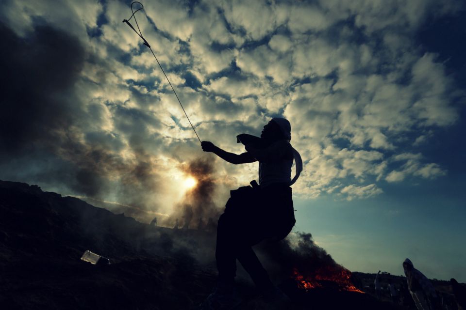 الحصيلة العالية لعدد الشهداء والجرحى في الضفة الغربية وقطاع غزة تذكّر بالانتفاضات الفلسطينية السابقة