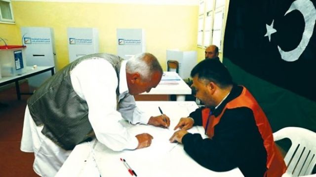 الانتخابات الليبية : استحقاق سياسي أم حرب عملاء؟