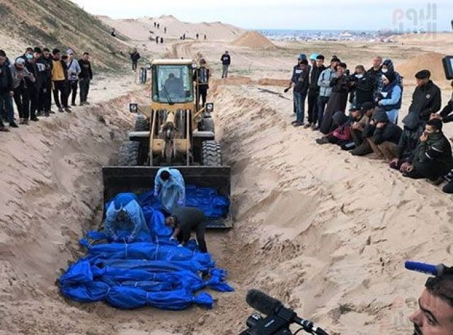 جيش الاحتلال ينبش ألف قبر ويسرق 150 جثة شهيد قد يسرق أعضائهم