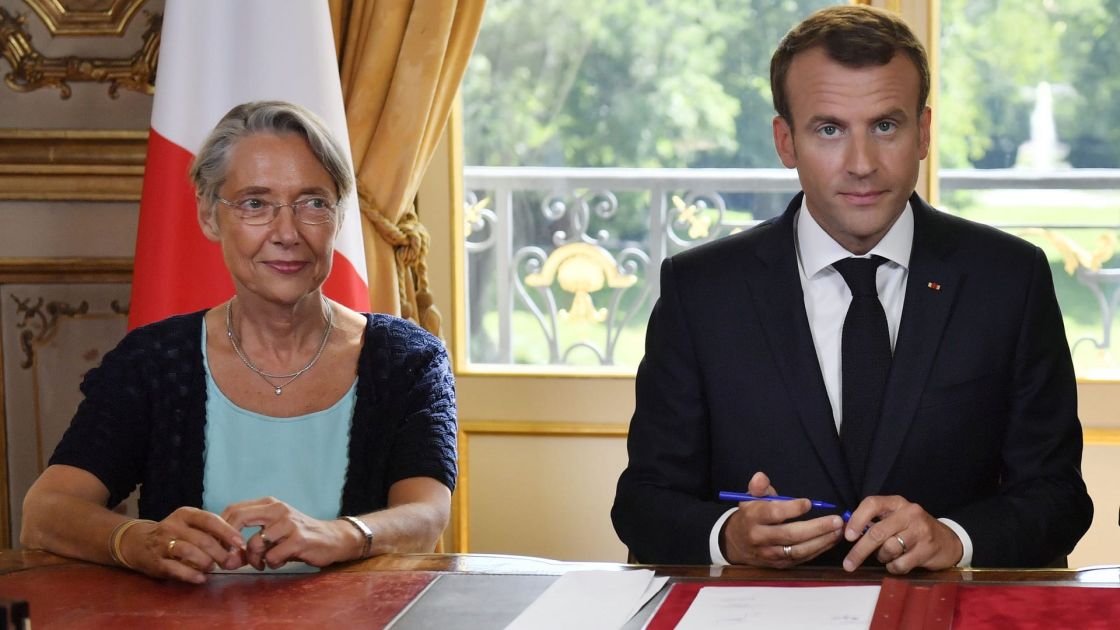 فرنسا تعيّن «سفيراً للمثليين» لأنحاء العالَم وتموّل 35 مركزاً