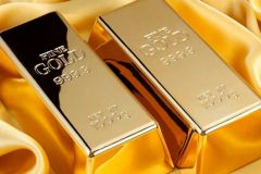الذهب عند أدنى مستوى في أكثر من 4 أشهر