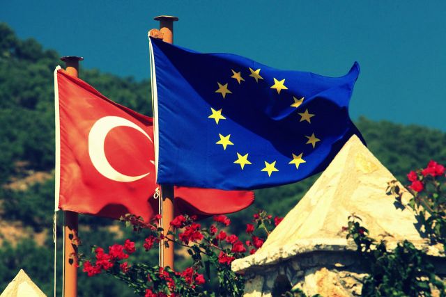 تركيا وأوروبا.. هل تعود المياه إلى مجاريها؟