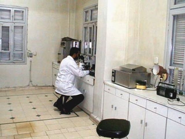 المعلمون بين الأطباء وشركات التأمين.!