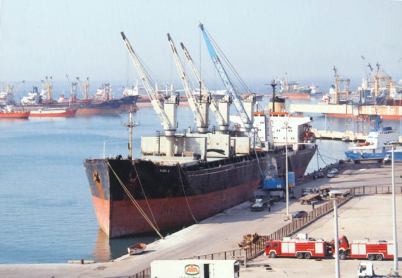 موسكو: إتلاف الكيميائي السوري قد يبدأ قبل نقل كامل الترسانة الى الخارج