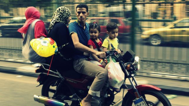 عدد المصريين في الداخل بلغ في 18 نيسان هذا العام 94 مليوناً و798827 نسمة
