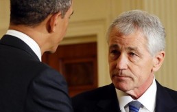 وزير الدفاع الأمريكي يقدم استقالته وأوباما يقبل