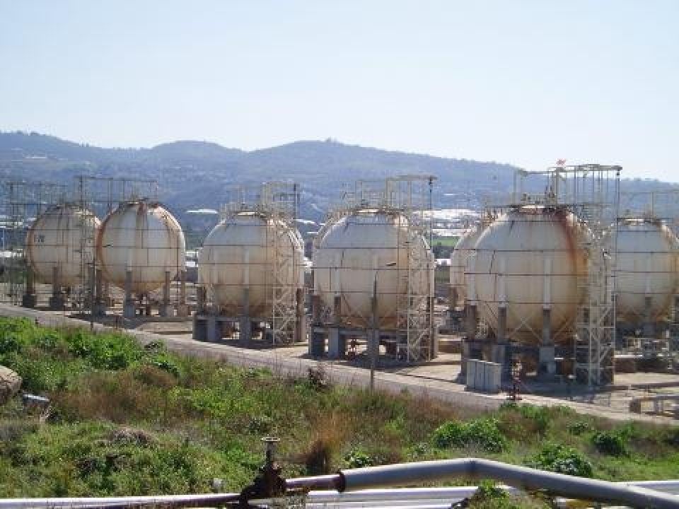 مصفاة بانياس: من تحت الدلف.. لتحت المزراب..!!