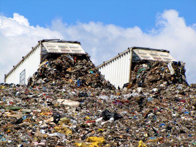 ليس هناك طريق ثالث  1 من 2 الاشتراكية هي الحل الواقعي الوحيد لتغير المناخ