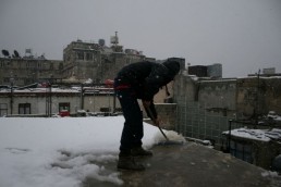 موسم الثلج...والقهر