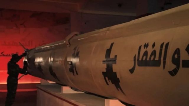 &quot;ذو الفقار&quot; البالستي يستهدف مطار بن غوريون