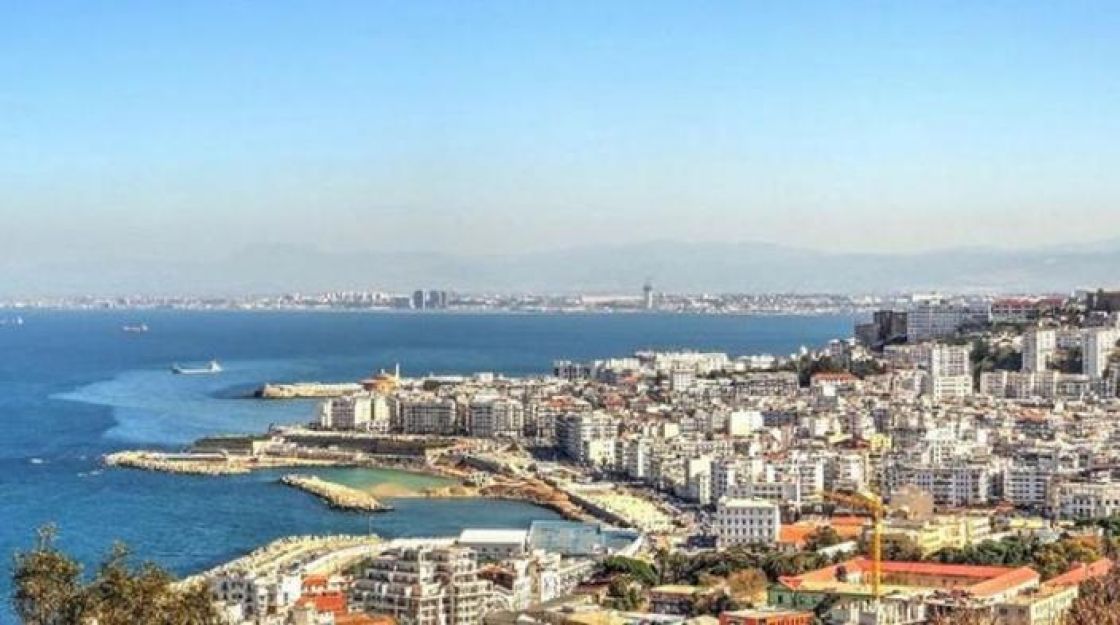 الجزائر: رسوم جمركية بين 60 و200% على السلع التامة الصنع