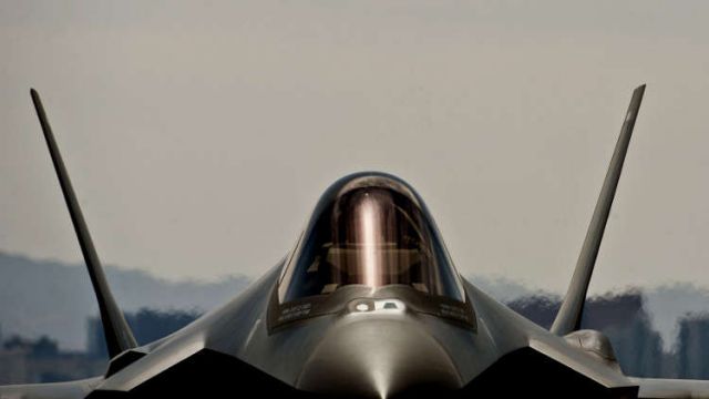 مجلس الشيوخ الأمريكي يحرم تركيا من F-35