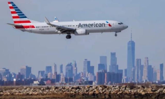 إغلاق الحكومة الأمريكية يهدّد سلامة الطيران ومراقبو الحركة الجوية بلا رواتب