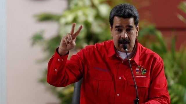 دفعة جديدة من الخبراء العسكريين الروس إلى فنزويلا