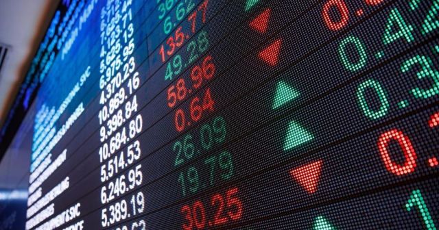 تراجع في عدة بورصات عالمية وسط مخاوف من التضخم وإنهاء البنوك لحزم التحفيز