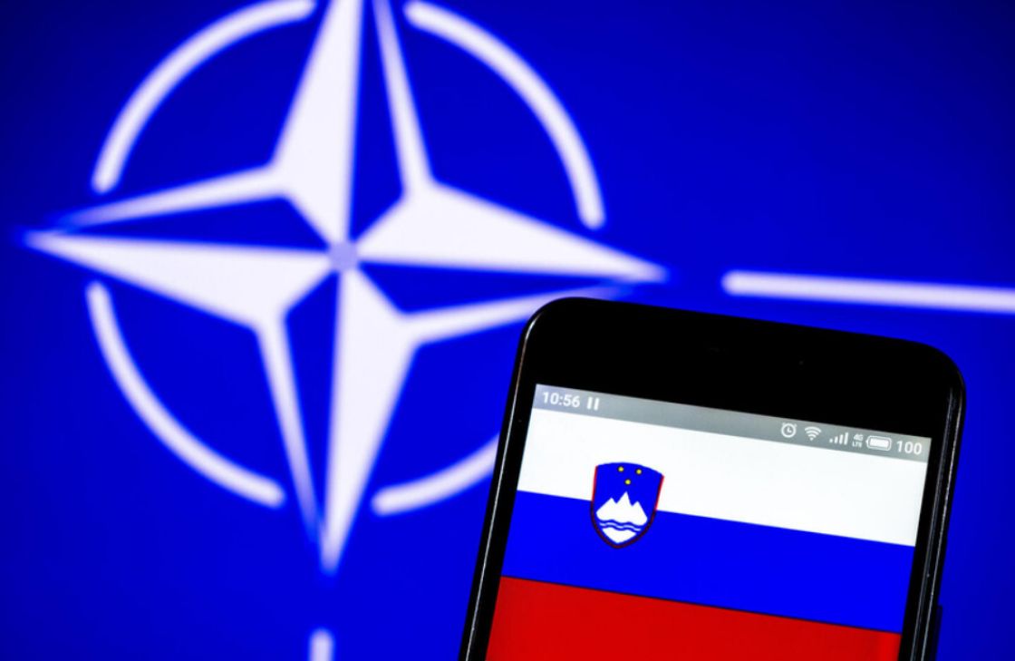 رئيس برلمان سلوفينيا يعلن استفتاء حول الانسحاب من الناتو