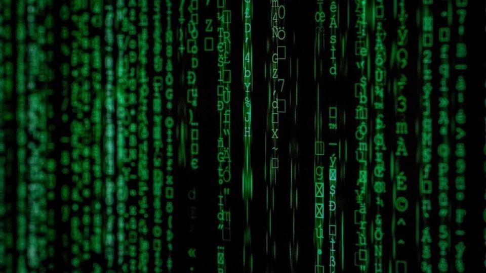 برمجيات خطيرة تتجسس على الهواتف