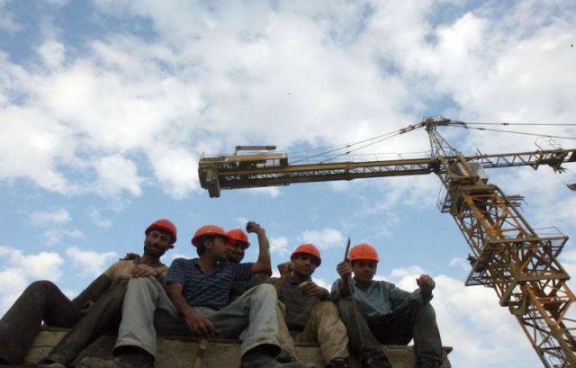 العمل اللائق للعمال