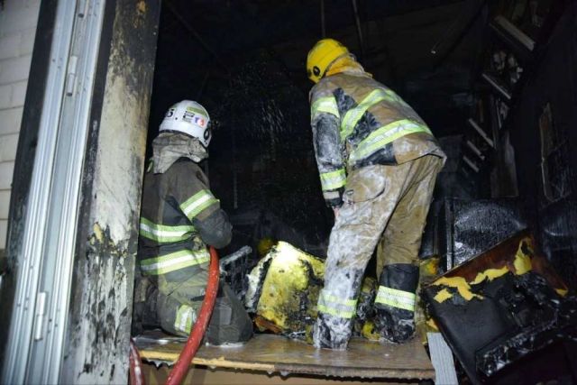 سورية: بسبب قطع الحكومة للاتصالات وفاة أم وثلاثة أطفال