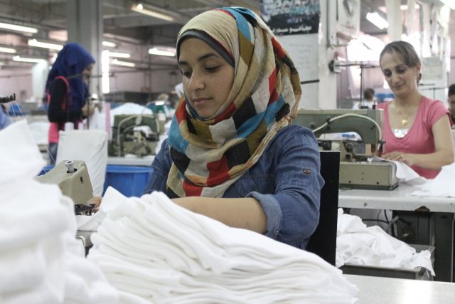 من قضايا المرأة العاملة