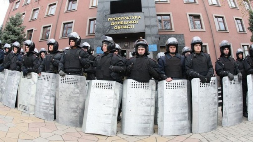 كييف تعلن بدء عملية أمنية في مدينة سلافيانسك شرقي أوكرانيا لإنهاء الاحتجاجات